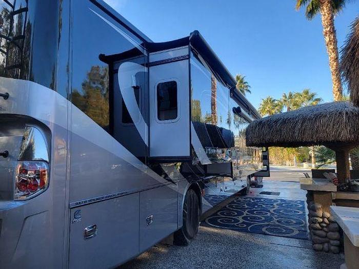 Used 2015 Tiffin Phaeton 40AH