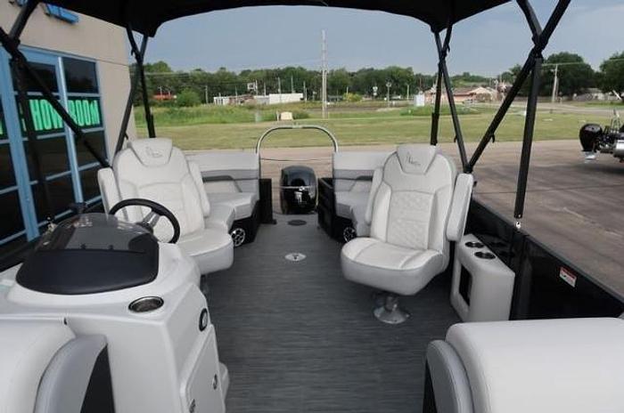Used 2023 Lowe SS210WT Pontoon