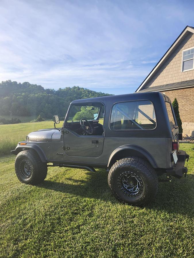 Used 1985 Jeep CJ-7 4WD SUV