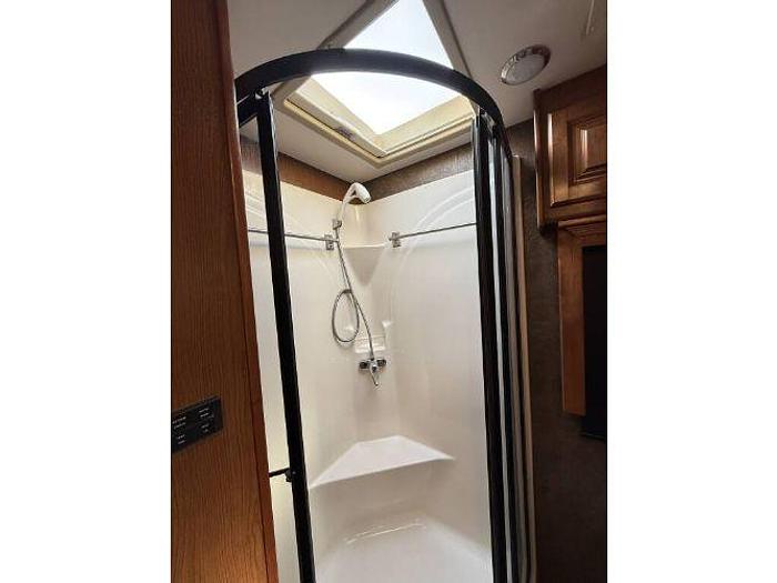 Used 2015 Tiffin Motorhomes Allegro Red 33AA