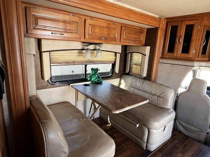 Used 2016 Nexus Viper 27V