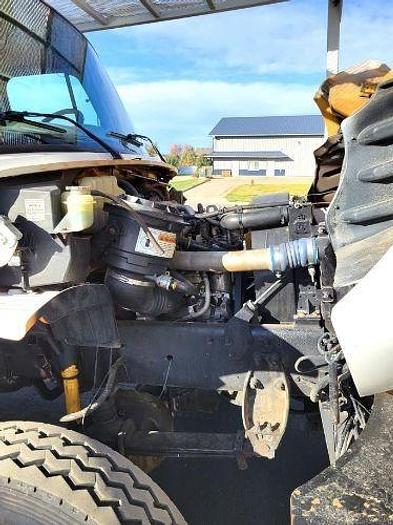 Used 2006 Freightliner BUSINESS CLASS M2 106