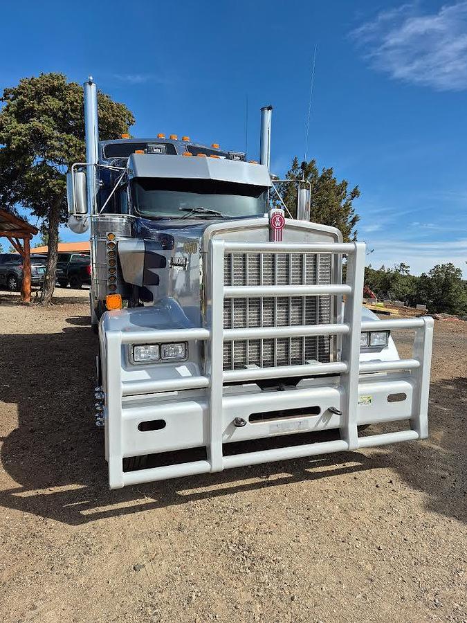 Used 2007 Kenworth W900L