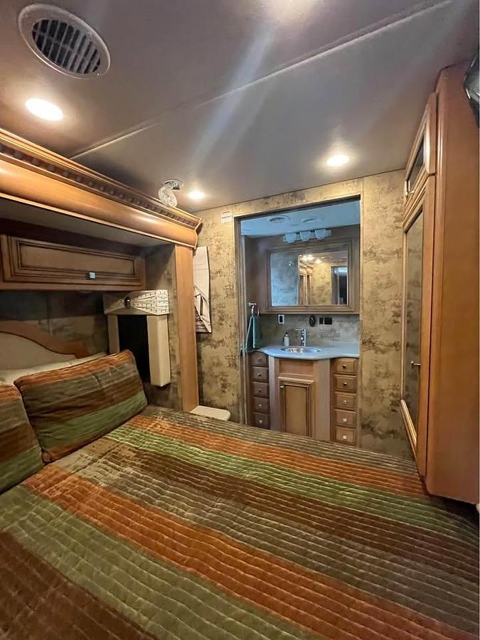 Used 2017 Newmar Bay Star