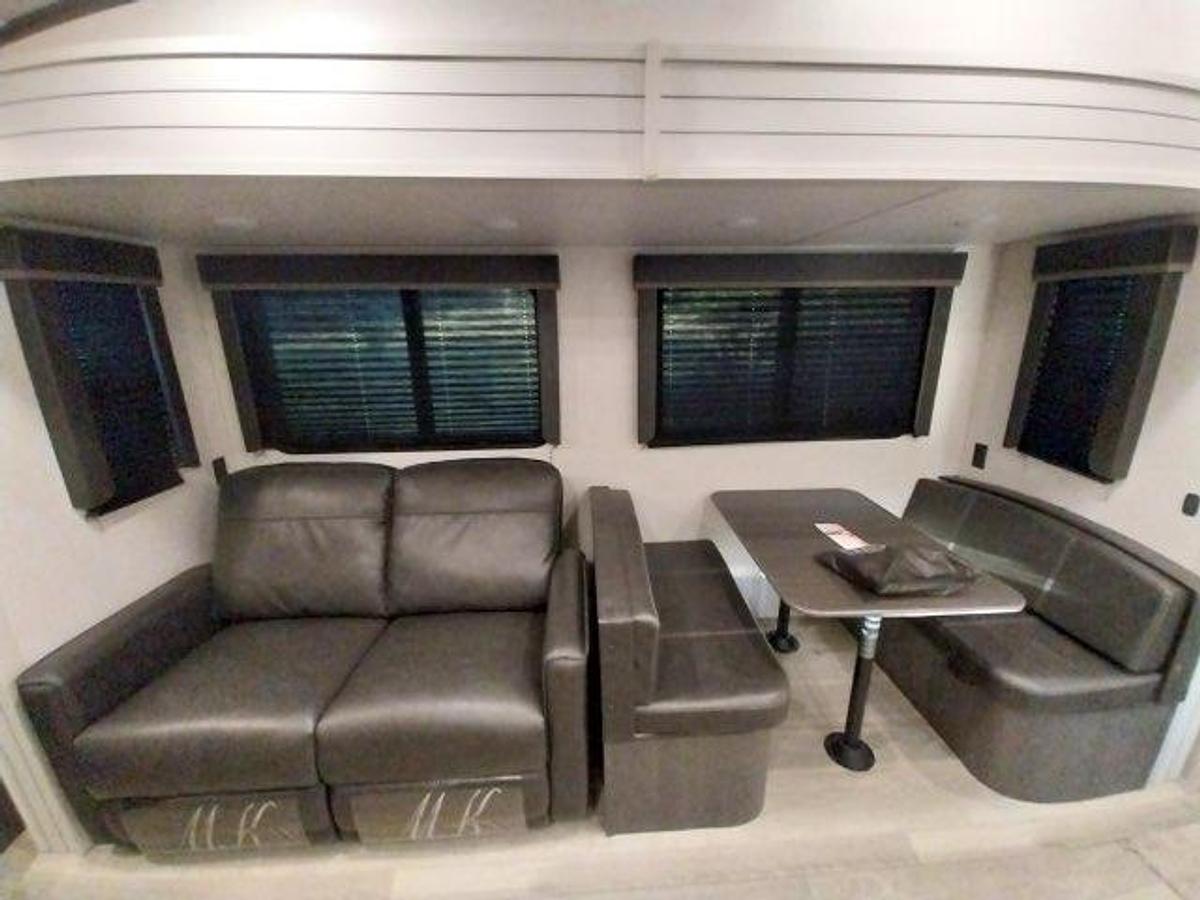 Used 2024 Keystone Cougar Sport 2400RE