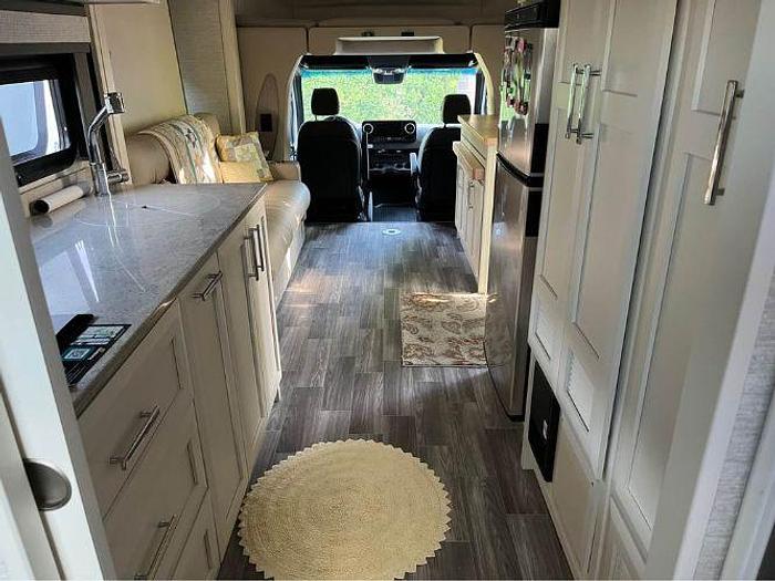 Used 2023 Tiffin Motorhomes Wayfarer 25JW