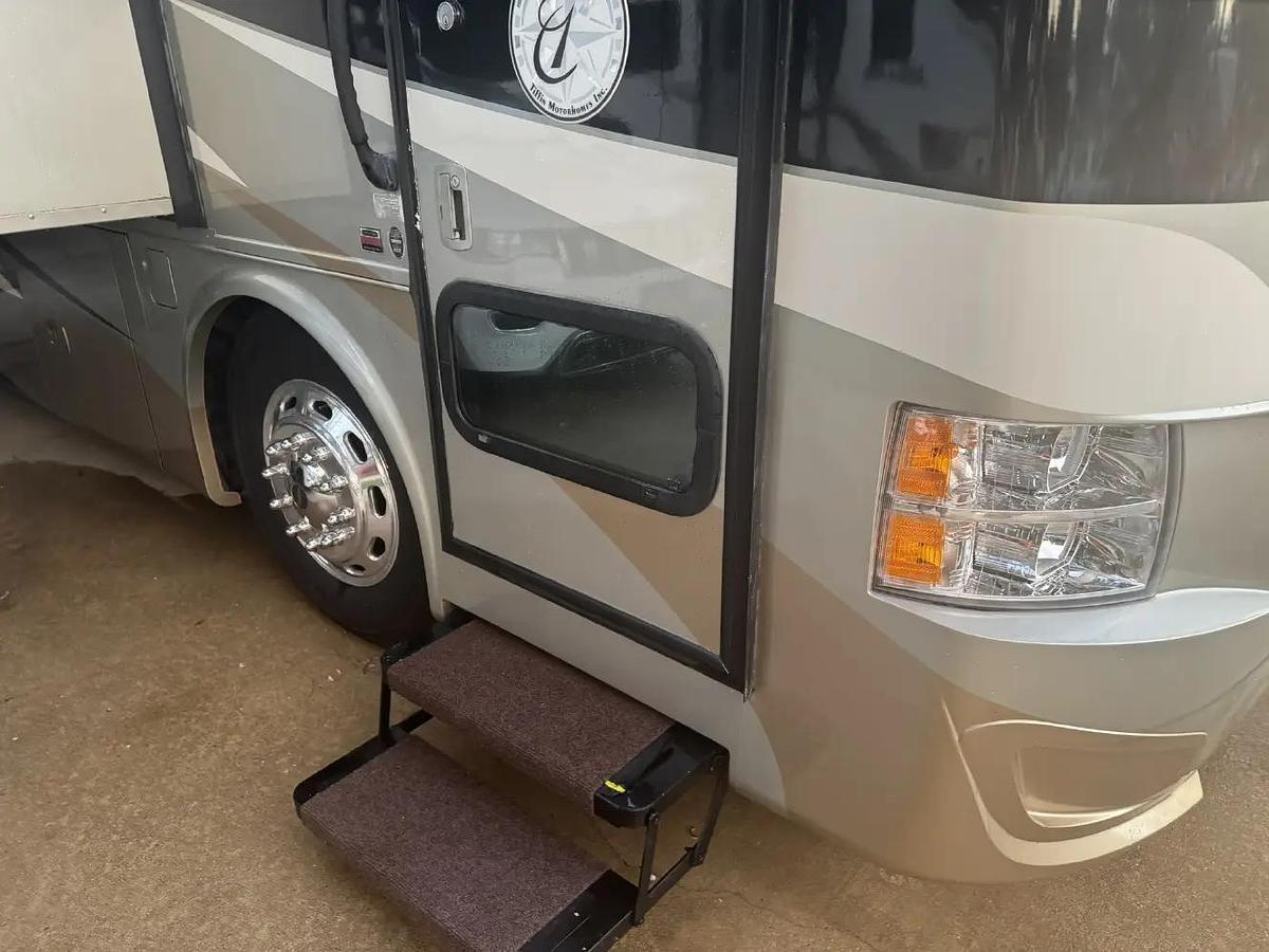 Used 2014 Tiffin Allegro RED 34QFA