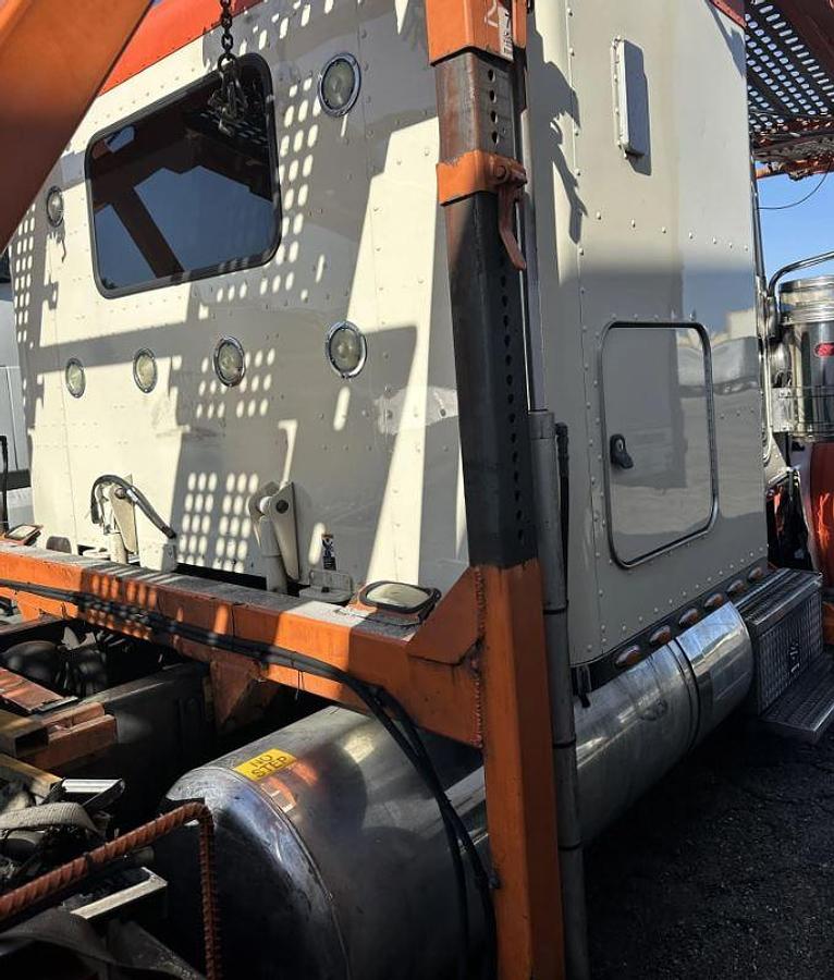 Used 2017 Peterbilt 389 with 2017 Cottrell EZ-7509X 9-Car Hauler