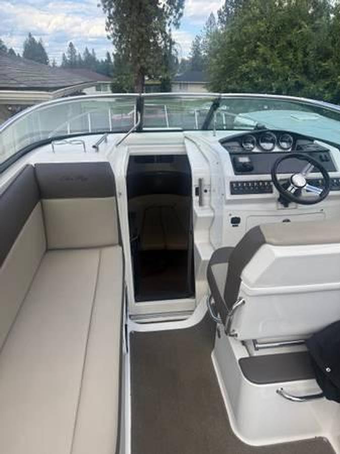 Used 2014 Sea Ray Sundancer 260