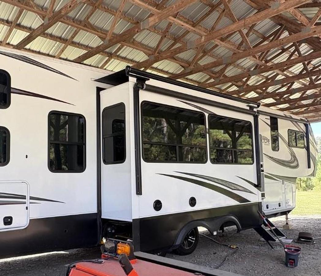 Used 2022 Grand Design Solitude