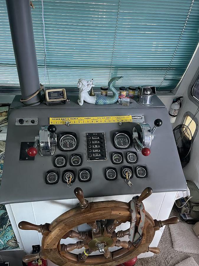 Used 1976 Sea Master House Boat