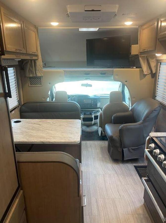 Used 2022 Thor Motor Coach Coleman 23CM Class C Motorhome