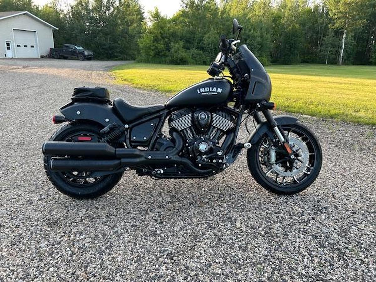 Used 2023 Prime Time Crusader MBH382 Fifth Wheel