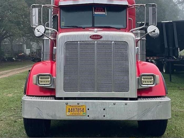 Used 2014 Peterbilt 367