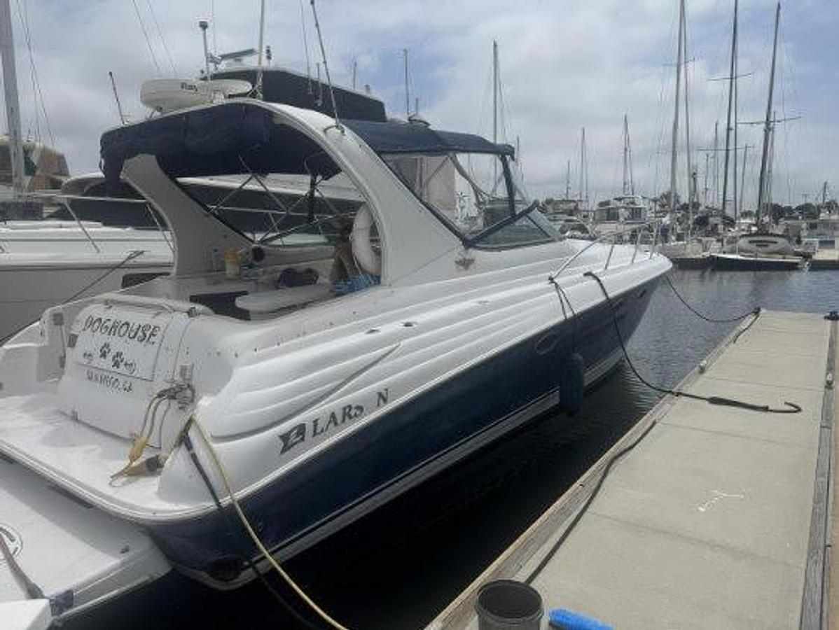 Used 2005 Larson 370 Cabrio