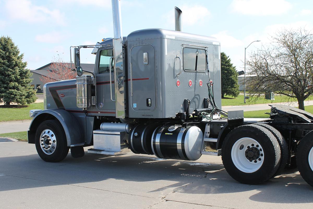 Used 2018 Peterbilt 389