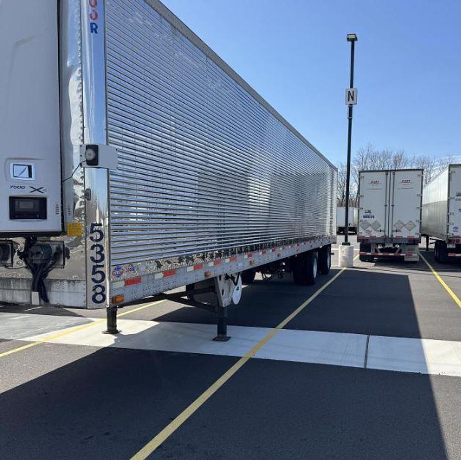 Used 2015 Utility 3000R Reefer Trailer