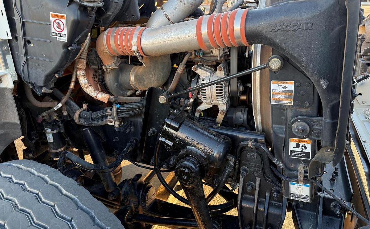 Used 2020 Kenworth T370