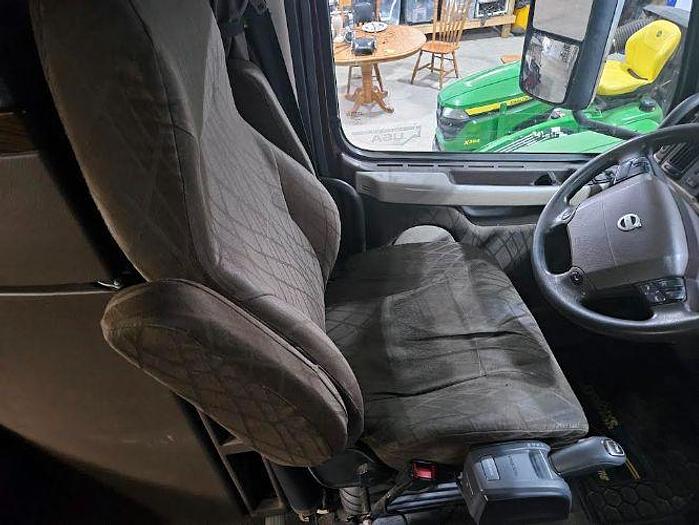 Used 2018 Volvo VNL42780