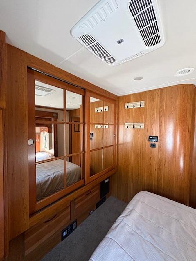 Used 2016 Jayco Seneca 36FK