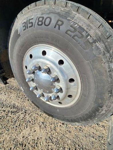 Used 1999 Prevost H3 45 Entertainer Bus