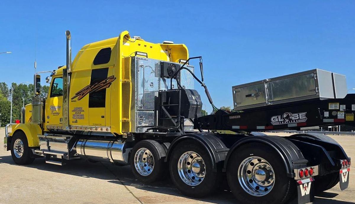 Used 2015 Western Star 4900EX Sleeper Semi Truck