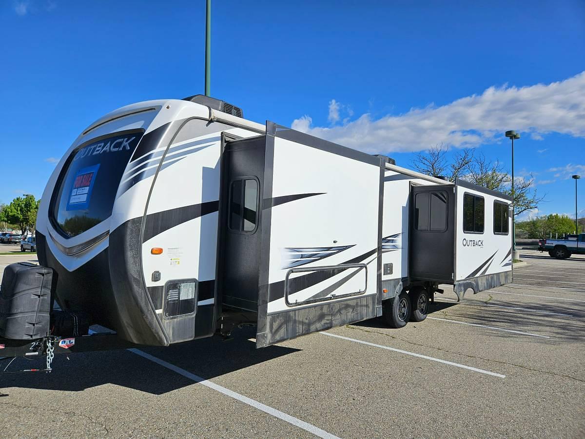 Used 2020 Keystone Outback