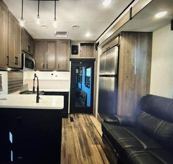 Used 2021 Heartland Road Warrior RW 414