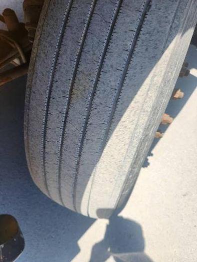 Used 2004 Freightliner COLUMBIA 120