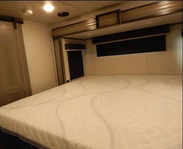 Used 2021 Keystone Montana 3761FL