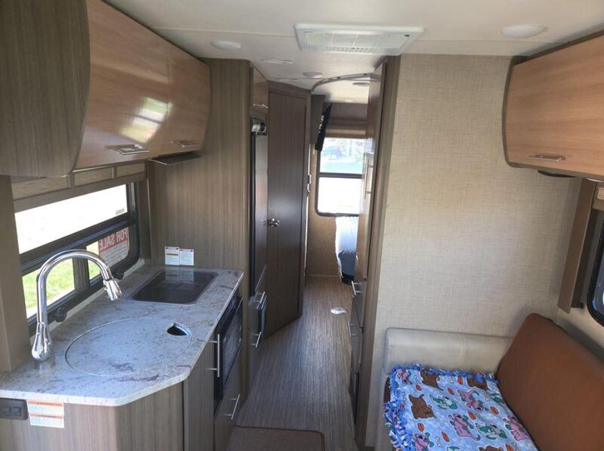 Used 2017 Thor Gemini 23TB