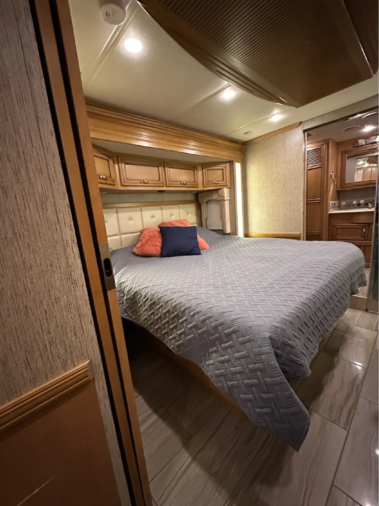 Used 2015 Newmar Ventana 4002