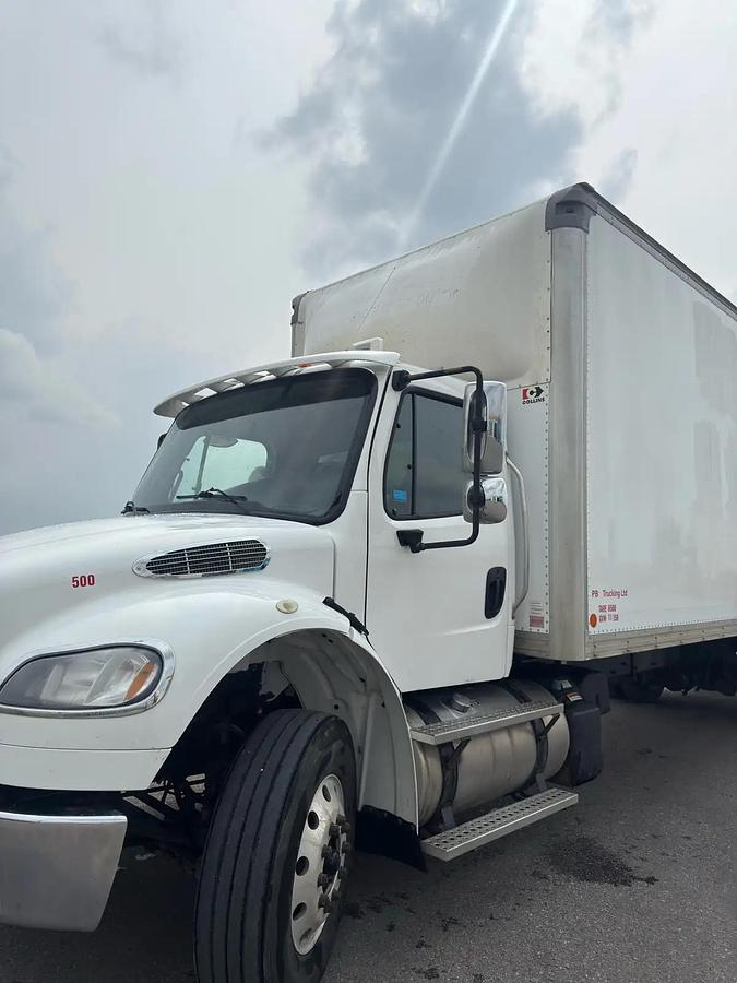 Used 2018 Freightliner M2 106