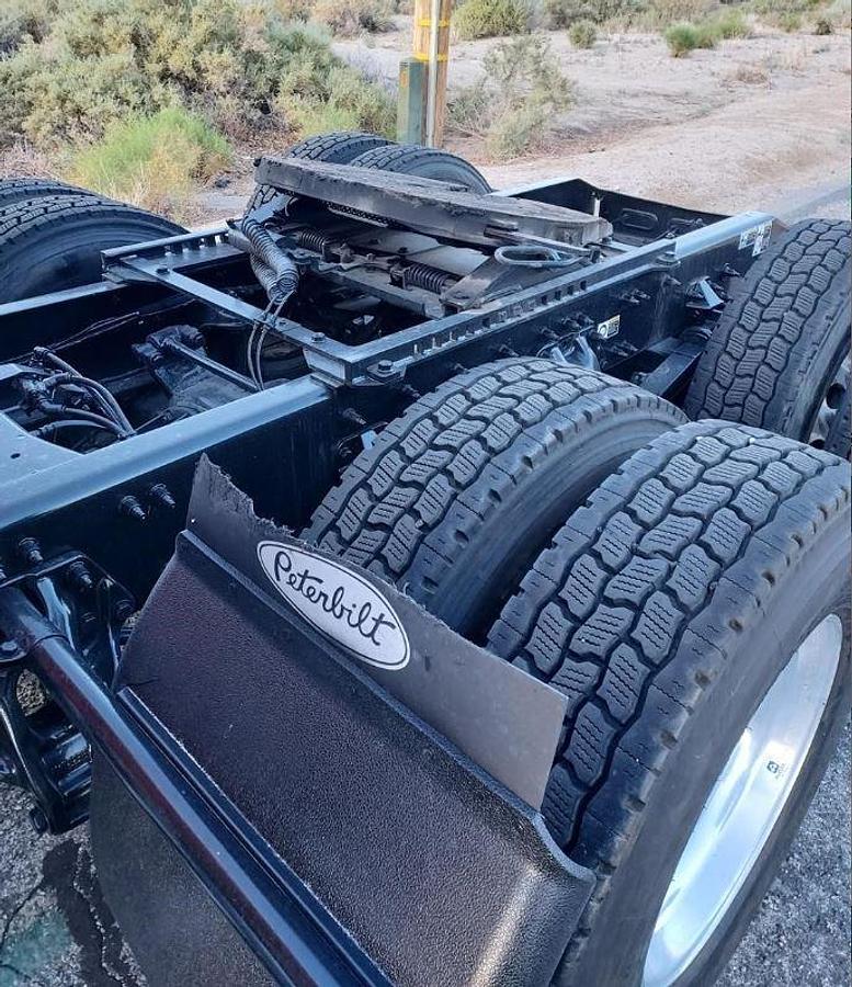 Used 2020 Peterbilt 579