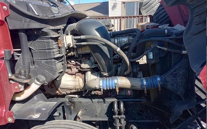 Used 2012 Freightliner Cascadia 125