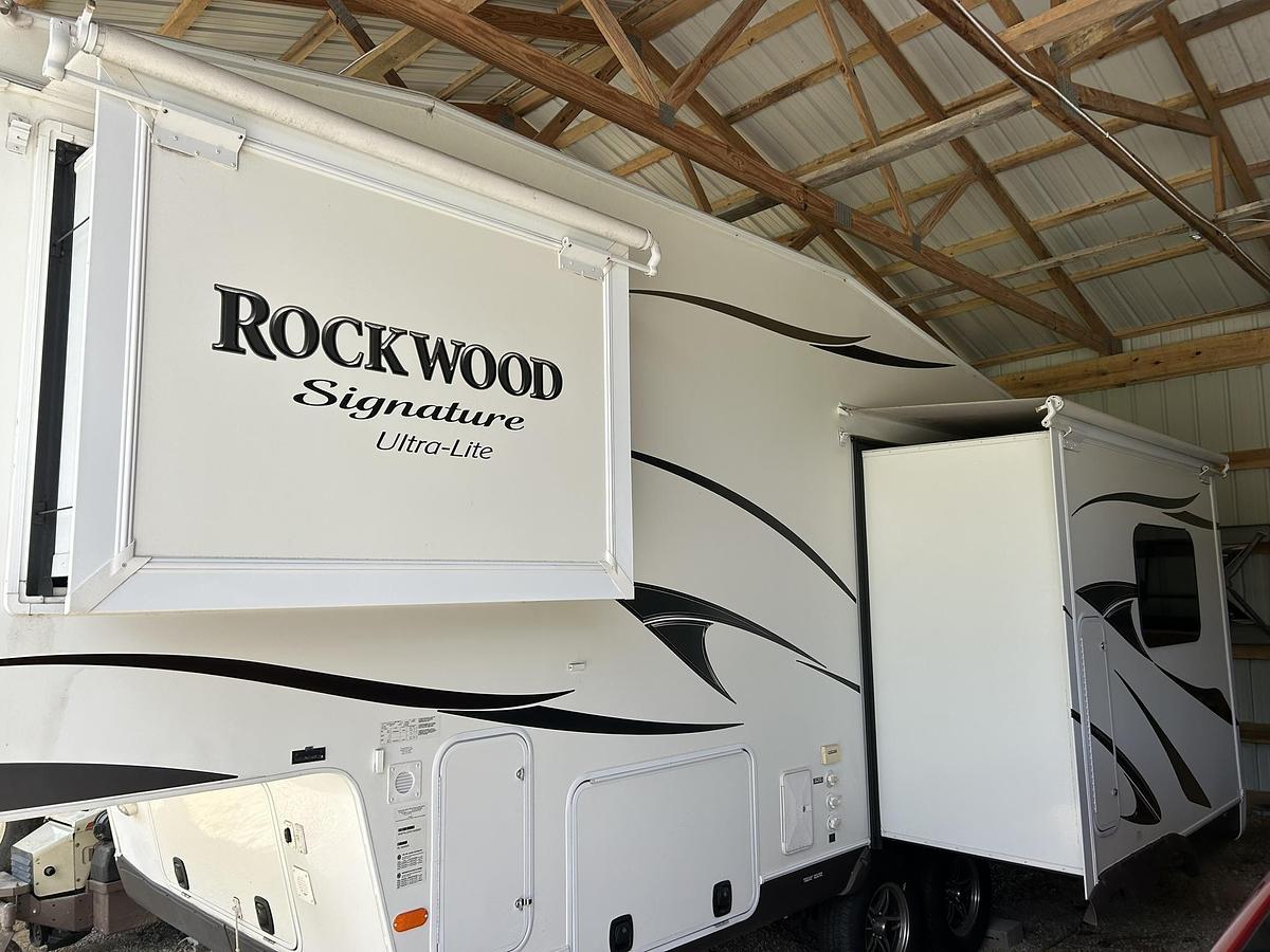 Used 2013 Forest River Rockwood Signature Ultra Lite 8244WS Fifth Wheel