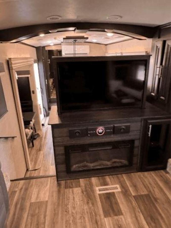 Used 2022 Jayco North Point 382FLRB 5th Wheel