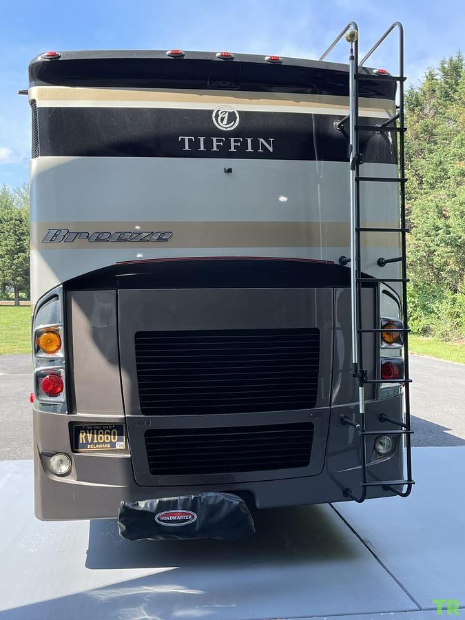 Used 2022 Tiffin Allegro Breeze 31BR