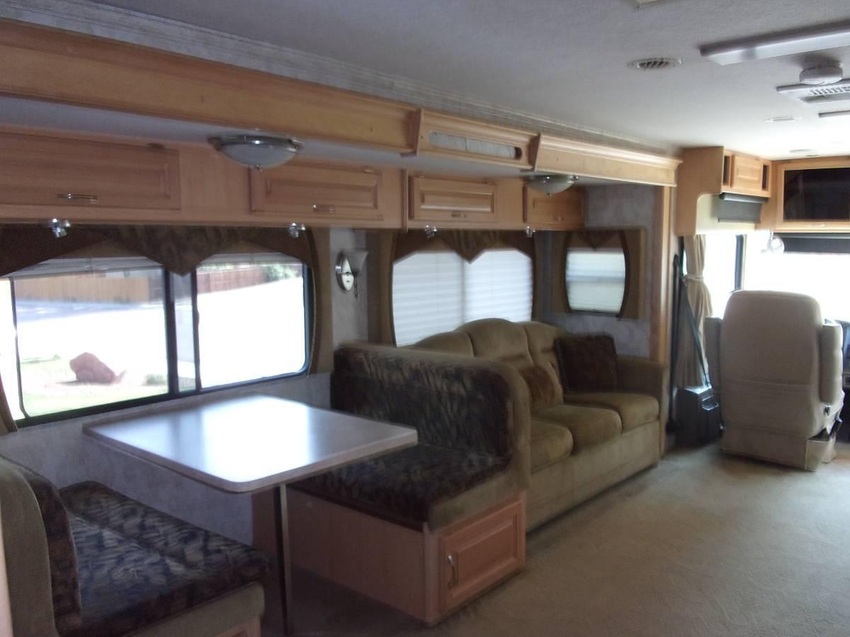 Used 2005 National Tropical T399