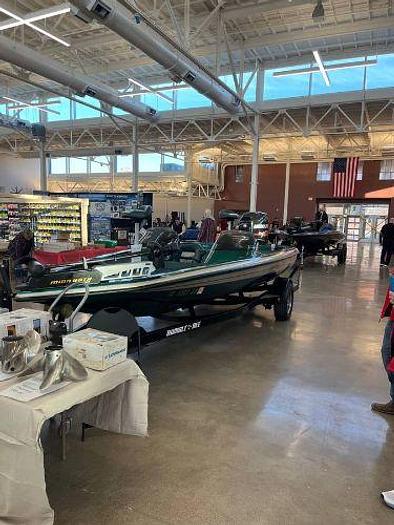 Used 2002 Bumblebee 290 Pro Powerboat