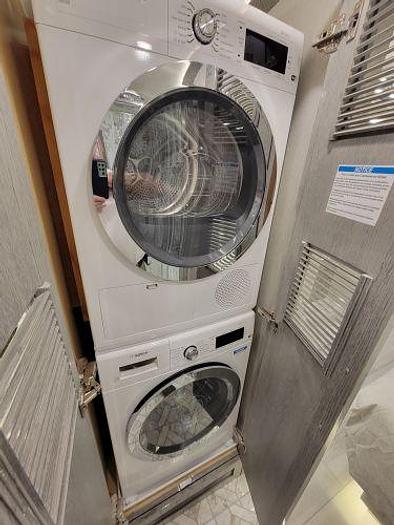 Used 2021 Newmar King Aire 4531