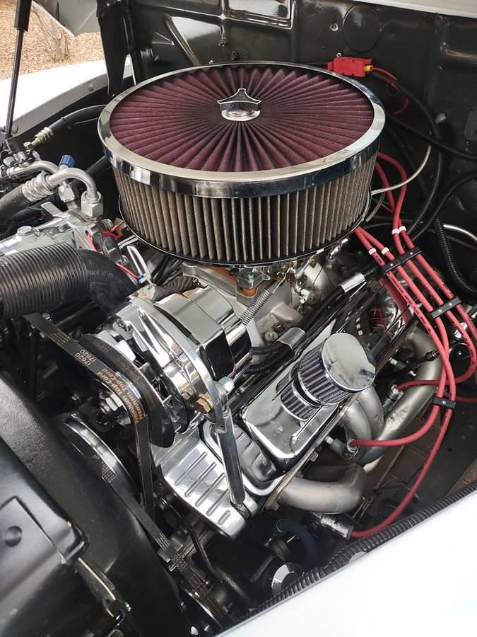 Used 1946 Ford super deluxe Tudor sedan