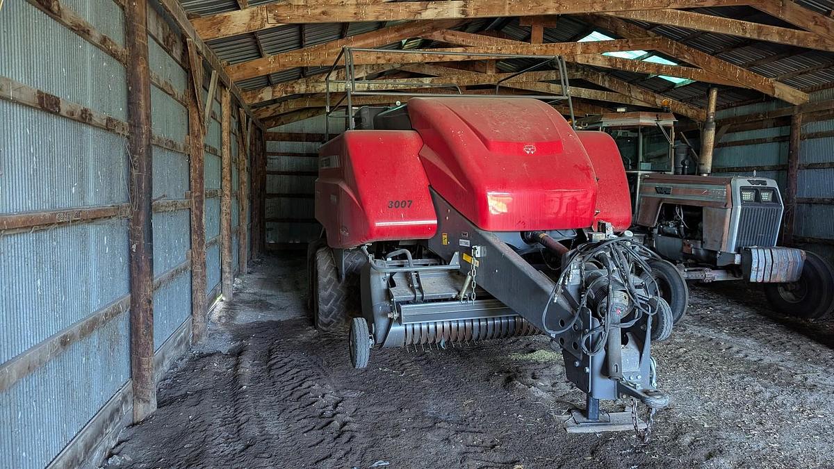 Used 2019 MASSEY FERGUSON 2270XD Large Square Baler