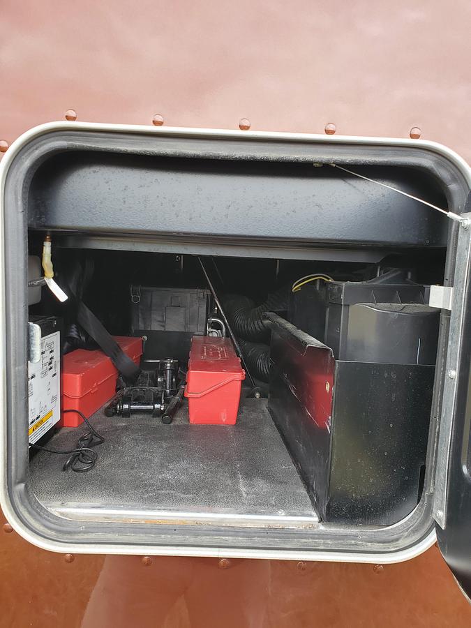 Used 2022 Peterbilt 38