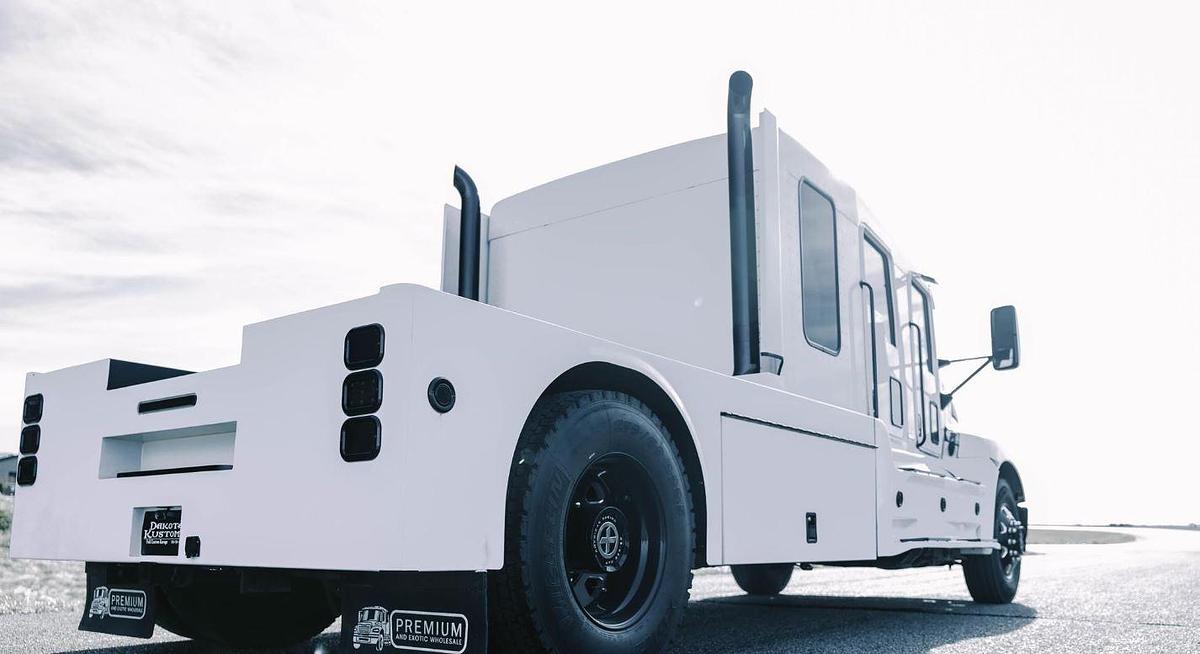 Used 2014 Kenworth T270