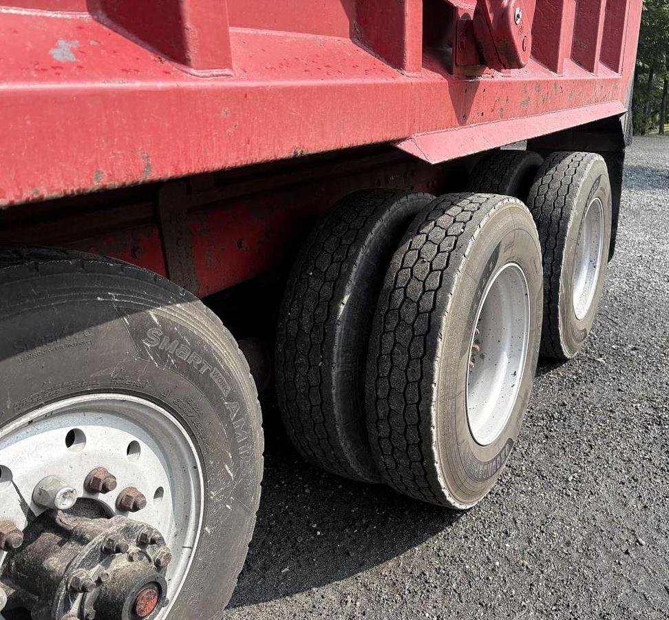 Used 2007 Kenworth T800 Dump Truck