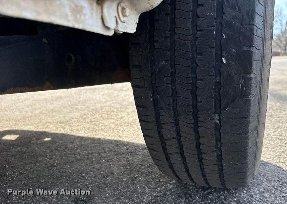 Used 2012 Ford E350 Super Duty Box Truck