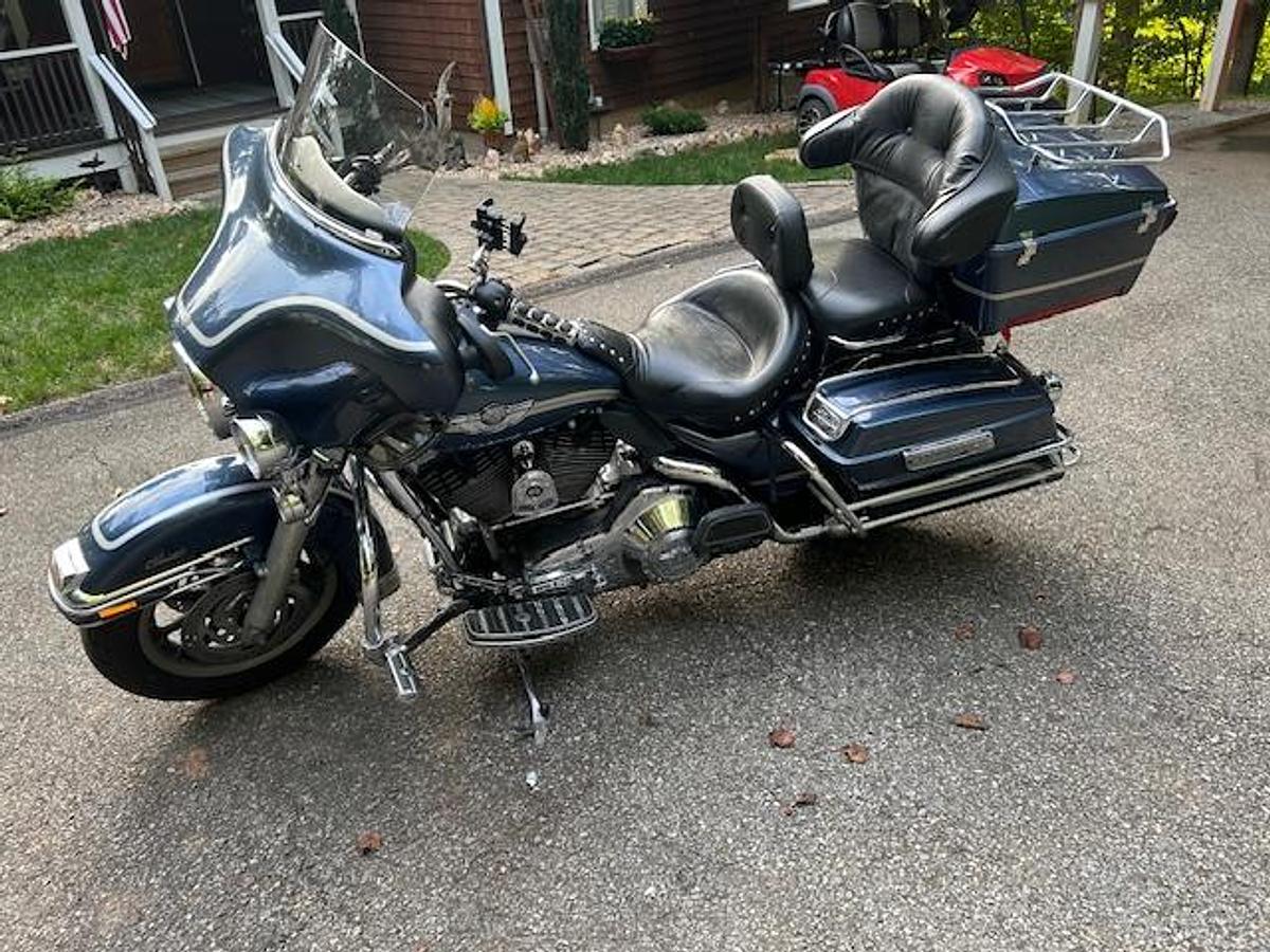 Used 2003 Harley-Davidson Electra Glide FLHTCI
