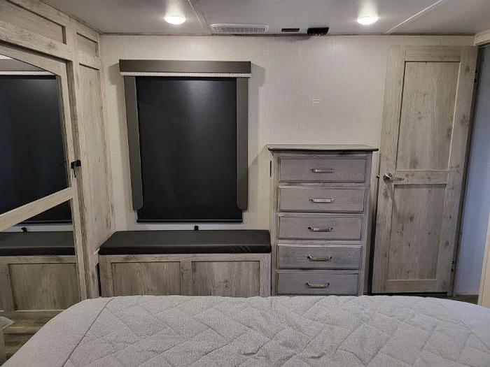 Used 2022 Keystone Avalanche 390 DS