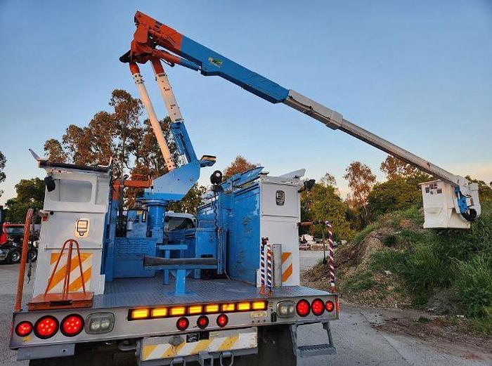 Used 2013 Ford F550 Bucket Boom Utility Truck